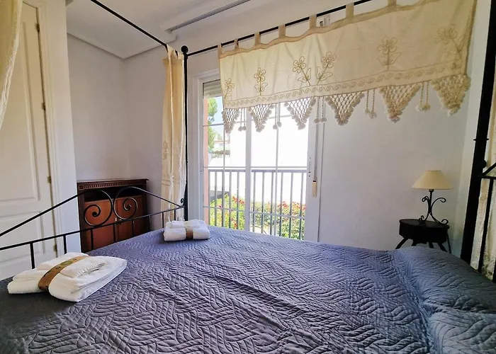 Golf & Escape 아파트