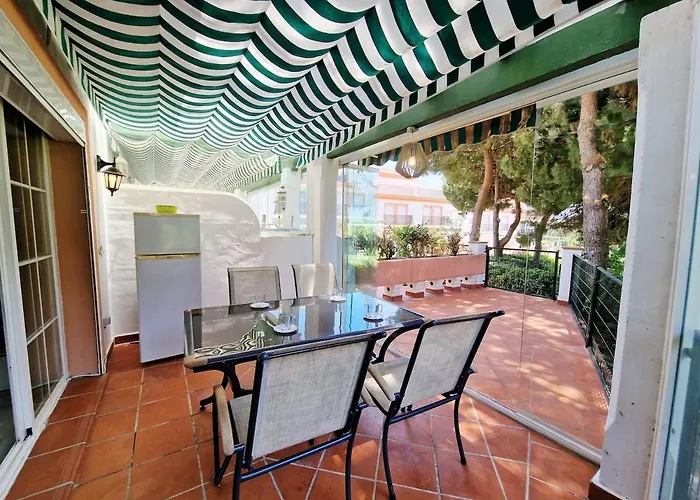 Golf & Escape 아파트